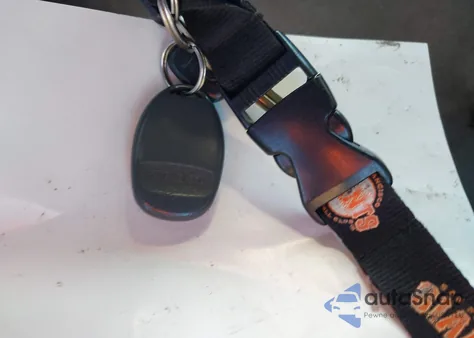 2005 Toyota Tacoma z USA, uszkodzony, nr VIN 5TETX22N75Z133312